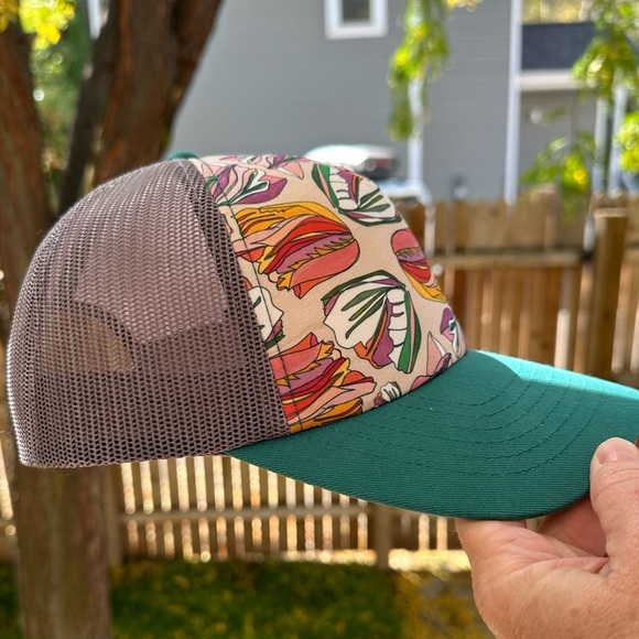 Katherine Homes Title Nine Tulip Mesh Trucker Snap Back Hat - Picture 9 of 13